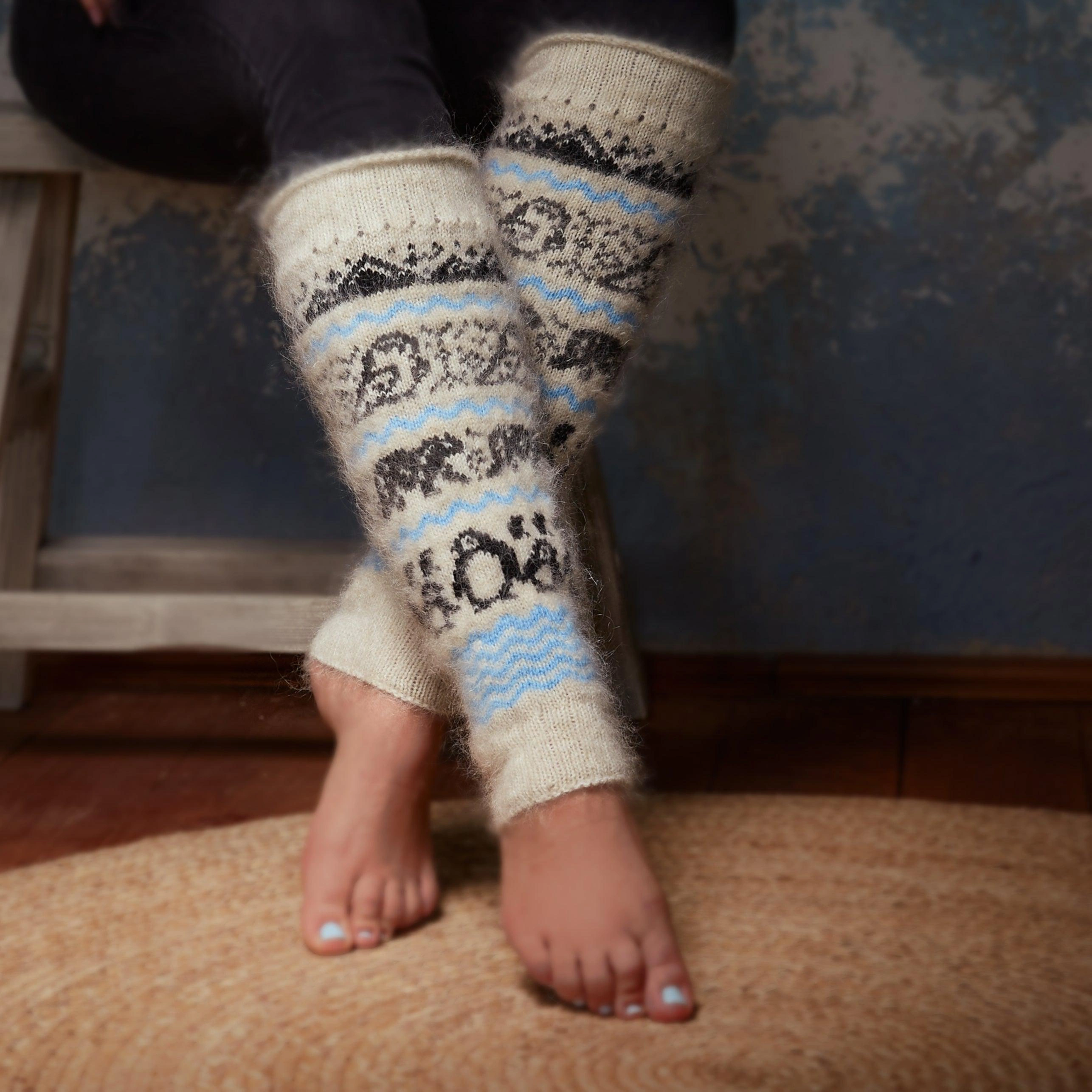 Cozy Arctic Friends: Goat Wool Leg Warmers for Frosty Adventures!